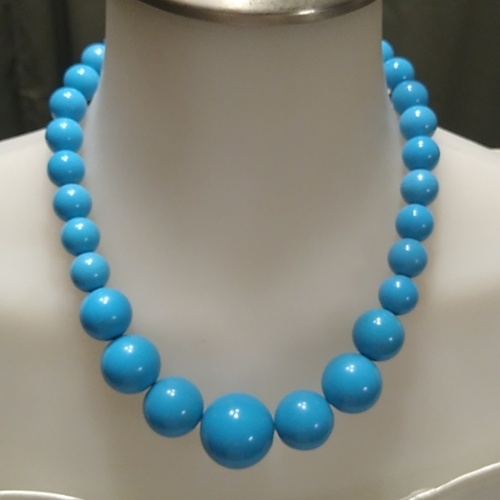 Vintage Round Bead Necklace***HOST PICK *** 11/19 & 06/29 07/03